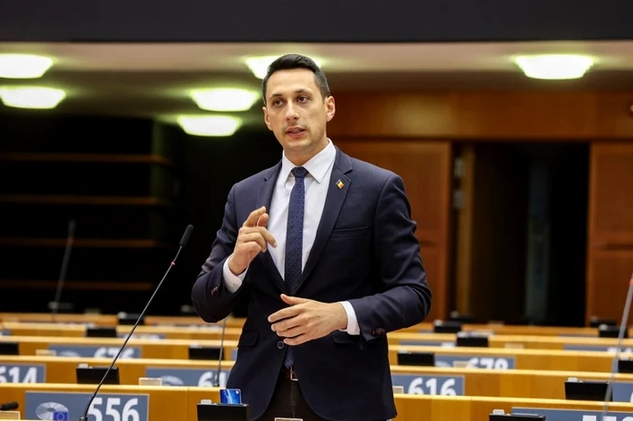 Vlad Gheorghe cere retragerea statutului de utilitate publică pentru fundația lui Adrian Năstase