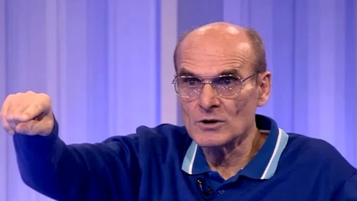 Premierul Bolojan susține reforma administrativă: Reducerea posturilor, o necesitate economică