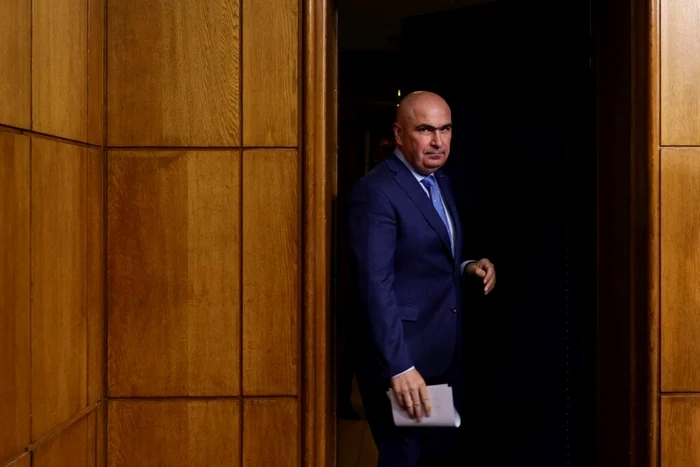 Tensiuni în administrația locală pe fondul reducerii posturilor